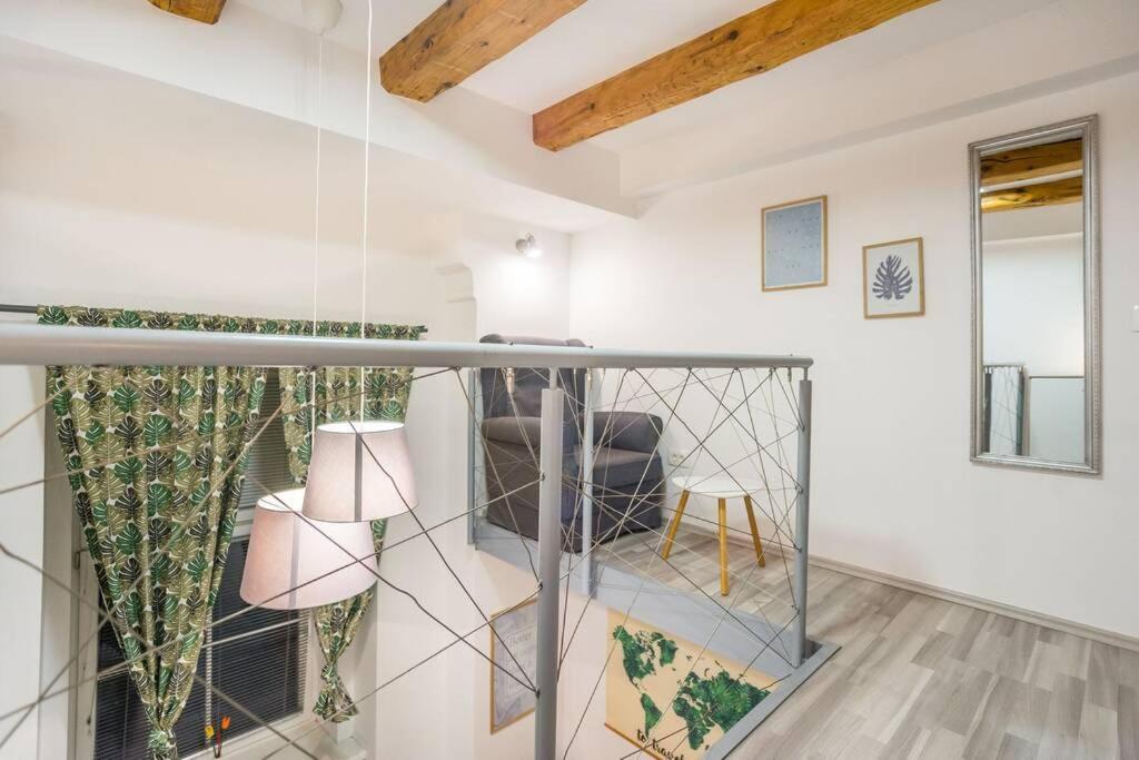 Apartma N'Poznam Tobacna Lublaň Exteriér fotografie