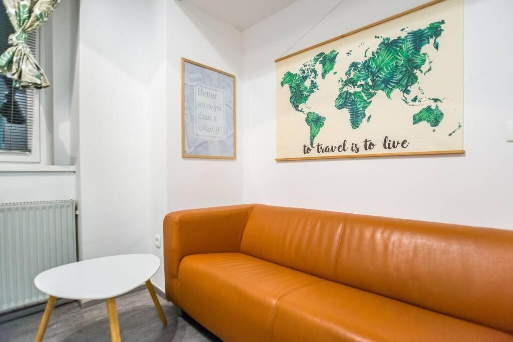 Apartma N'Poznam Tobacna Lublaň Exteriér fotografie
